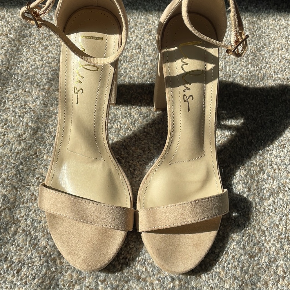 Lulu’s Block Wedge Anklet Heels 6 - Picture 3 of 6